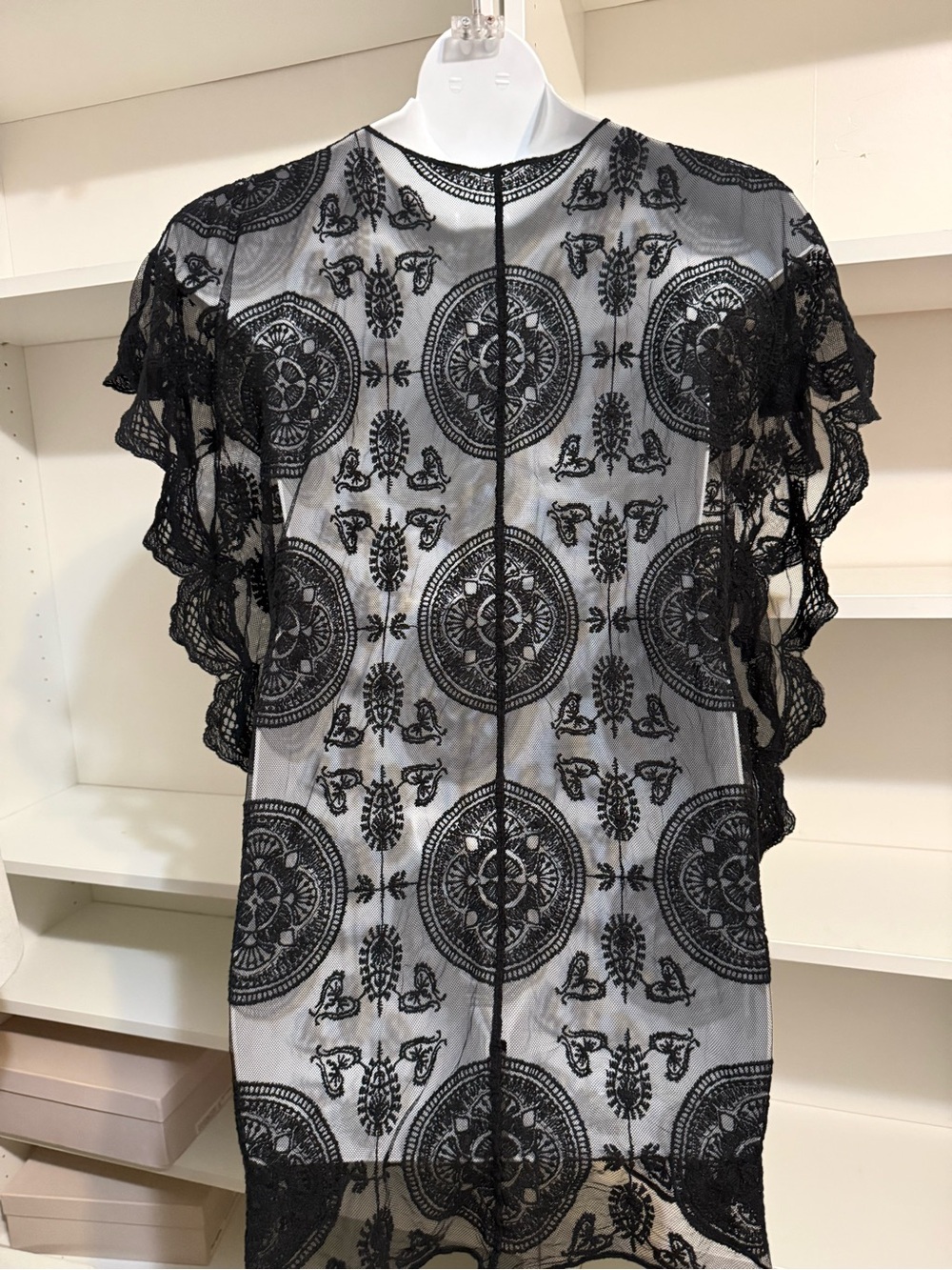 45 BLACK LACE COVER UP ONE SIZE - Picture 8 of 8